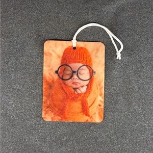 SEA BREEZE AIR FRESHENER | Portrait Cut